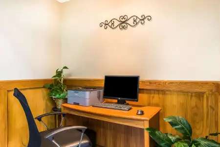 Quality Inn & Suites - 5
