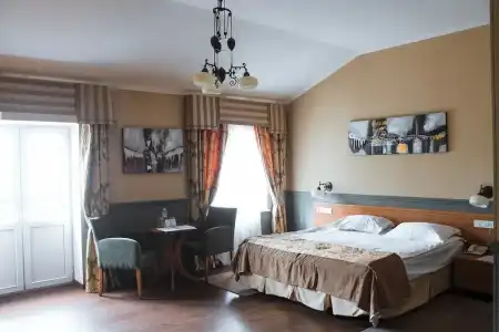 Frapolli on Deribasivska Street - 47