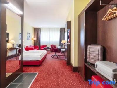 Plaza Premium Salzburg - 152