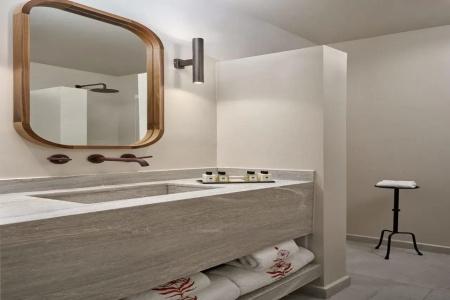 Mykonos Theoxenia Boutique - 15