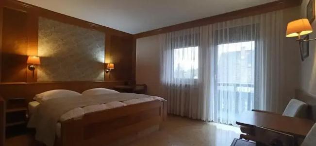 Waldblick BSR Restaurant - 208