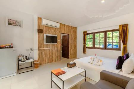 Club Bamboo Boutique Patong Beach Resort - 288