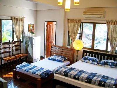 Bed and Terrace Guesthouse - 24
