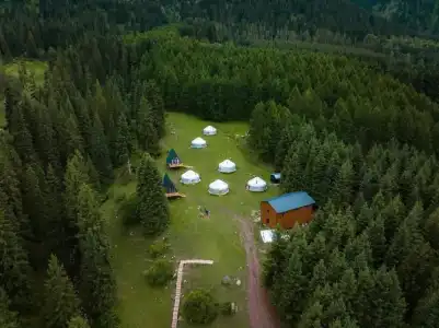 Zhyluu Suu - 13