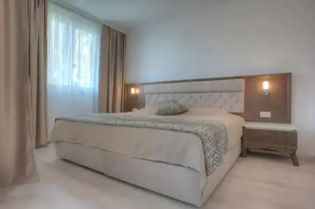 Adrovic Sveti Stefan - 4
