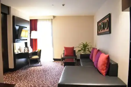 Novotel Yangon Max - 48
