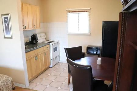 Falcon Inn - 128