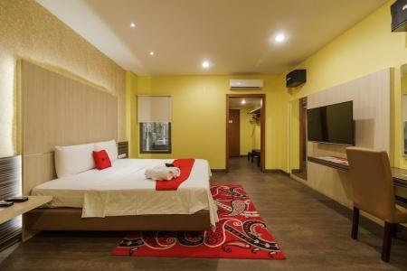 RedDoorz Plus Near Ancol - 43