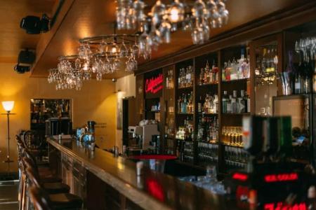 Imperial & Restaurant - 18
