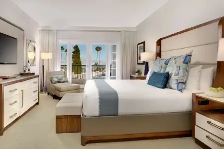 Balboa Bay Resort - 37