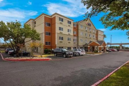 Comfort Inn Austin - 16