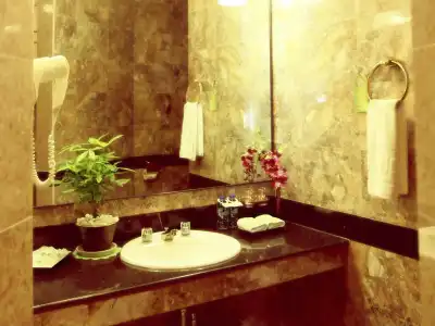 Grand Saigon - 7