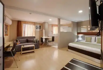 Gallery Residence & - 110