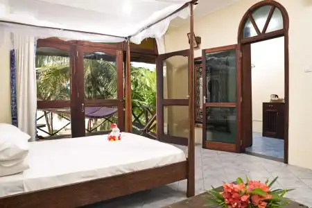 Mnarani Beach Cottages - 26