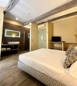 Hôtel Colomba - 3