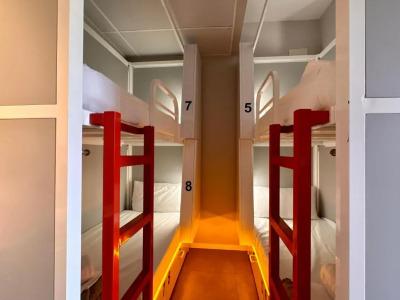 Sun & Moon Hostel - 31