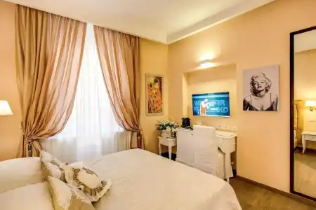 Rome55 - Piazza di Spagna - 4