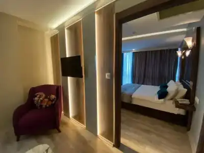Usak Yucel - 29