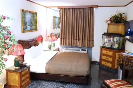 Paris Suites - 4