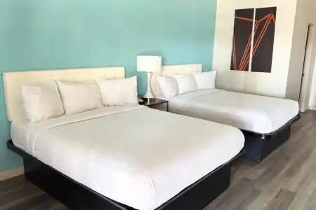 Howard Johnson by Wyndham Phoenix Airport/Downtown Area - 5