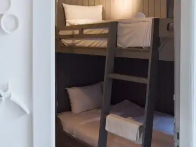 The Secret Service Bed and Breakfast - 22