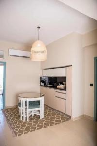 Redcon Suites - 250
