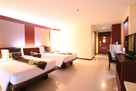 Convenient Grand (SHA Extra Plus) - 5