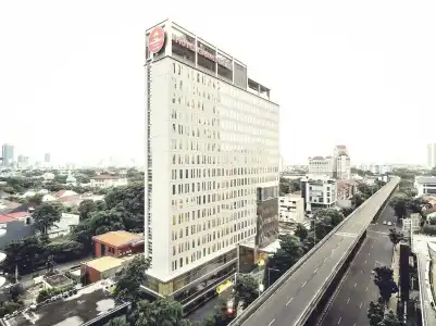 GranDhika Iskandarsyah - 22