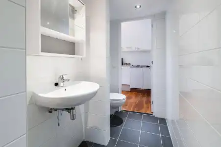Amsterdam Centre Harbour Apartments - 6