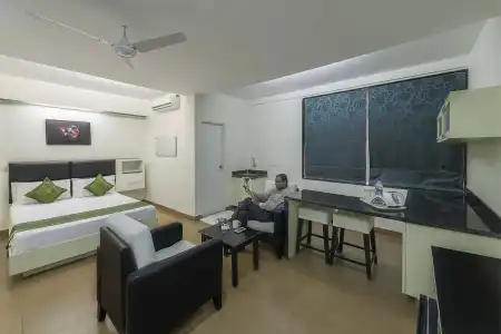 Annora - 4