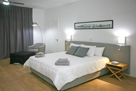 Corina Suites & Apartments - 1