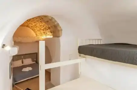 Goulas Traditional Guesthouse - 83