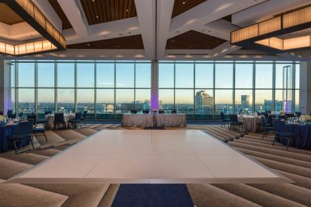 SpringHill Suites Charlotte City Center - 11