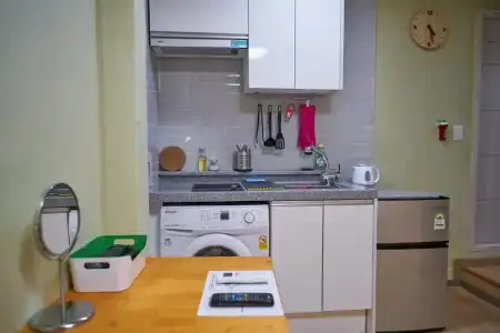 Seoul Station R Guesthouse - 138