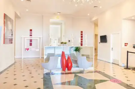 The Point & Suites Orlando - 9