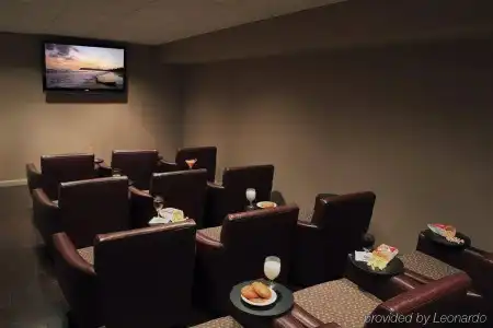 Holiday Inn AUSTIN-TOWN LAKE by IHG - 12