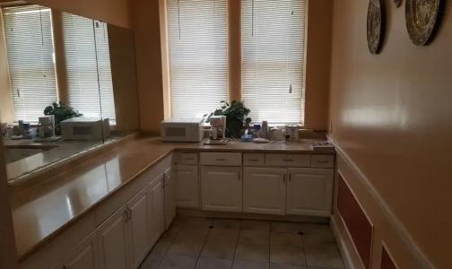 The Mt. Vernon Inn - 22