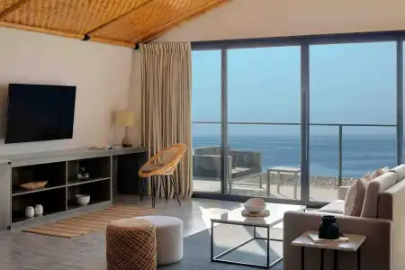 Anantara World Islands Resort - 7