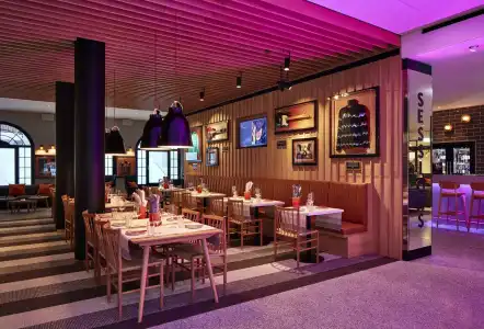 Hard Rock Davos - 23