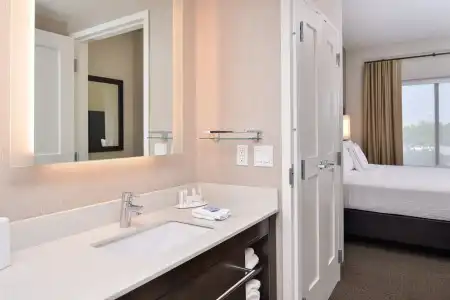 Residence Inn by Marriott Marina del Rey - 8