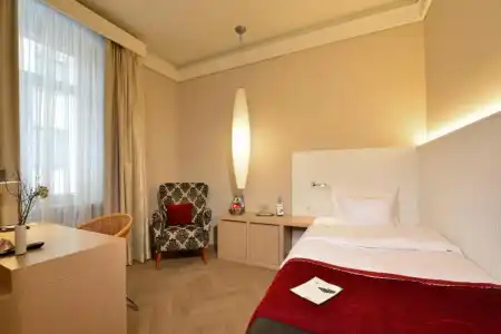 Best Western Premier Victoria - 27