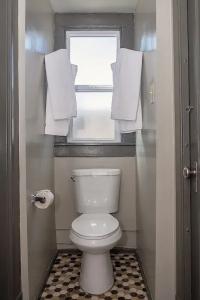 Gardner & Hostel - 87