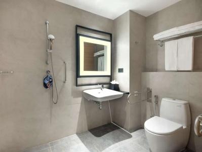 Hilton Garden Inn Jakarta Taman Palem - 44