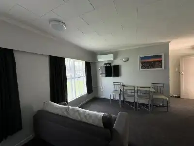 Kensington Motel - 35