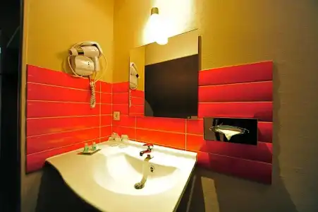The Originals Access, Hôtel Bourges Gare - 129