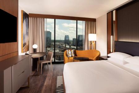 Grand Hyatt - 58