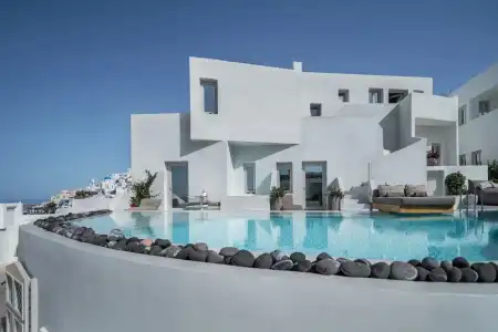 Akra Suites & Spa - 8