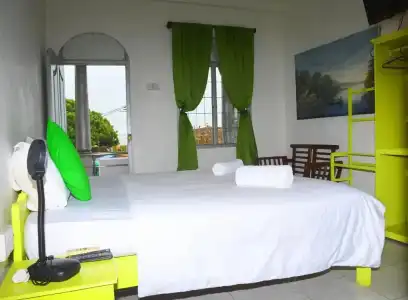 Rampart View Guest House - 52