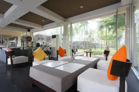 Southsea Khaolak Beach Resort - 5