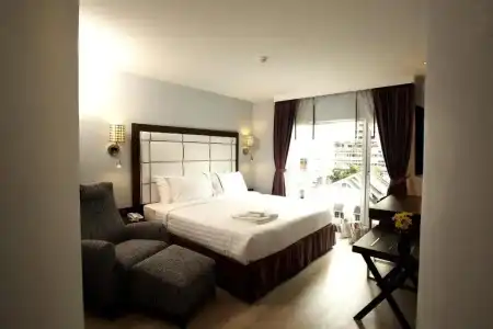 Sukhumvit Suites - 67